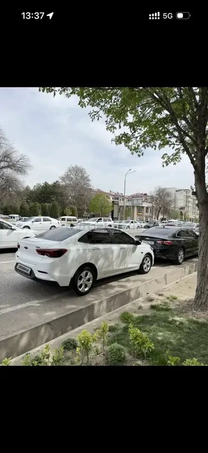 Chevrolet Onix 2023 — 3