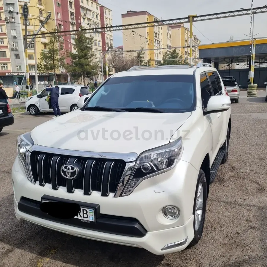Toyota Land Cruiser Prado — 3