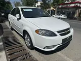 Белый Chevrolet Gentra, 3 позиция 2023 года, КПП Автомат, в Самарканд за 15 500 y.e. id5023964, Фото №1