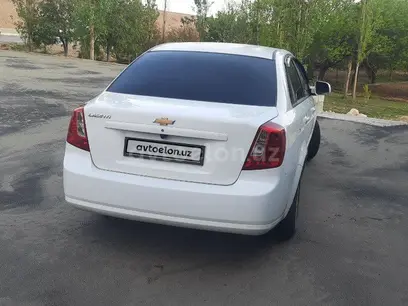 Белый Chevrolet Gentra, 3 позиция 2023 года, КПП Автомат, в Наманган за 15 000 y.e. id4983754