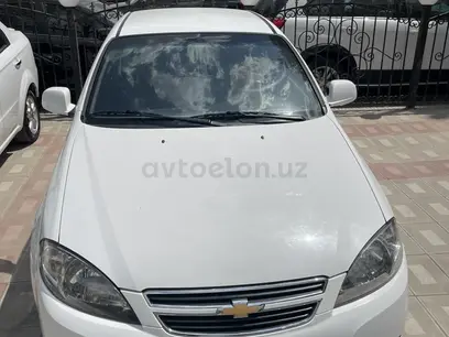 Белый Chevrolet Gentra, 1 позиция Газ-бензин 2019 года, КПП Механика, в Самарканд за 10 300 y.e. id5160625