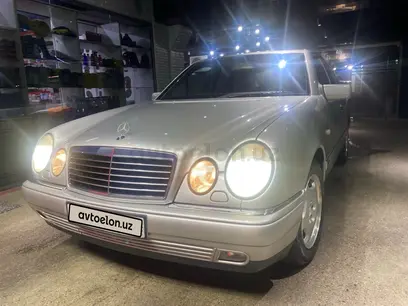 Kumush rang Mercedes-Benz E 280 1998 yil, КПП Avtomat, shahar Toshkent uchun 15 000 у.е. id5207625