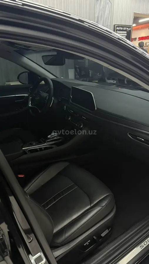 Hyundai Sonata — 4