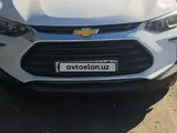 Chevrolet Tracker, 2 позиция 2024 года, КПП Автомат, в Бухара за 17 000 y.e. id6738303, Фото №1