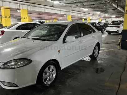 Белый Chevrolet Gentra, 3 позиция 2020 года, КПП Автомат, в Самарканд за 11 900 y.e. id6717238