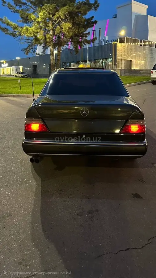 Mercedes-Benz E 230 — 6