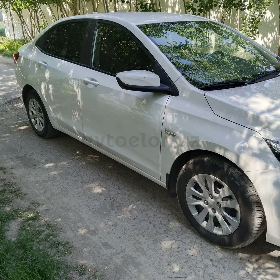 Chevrolet Onix 2023 — 3