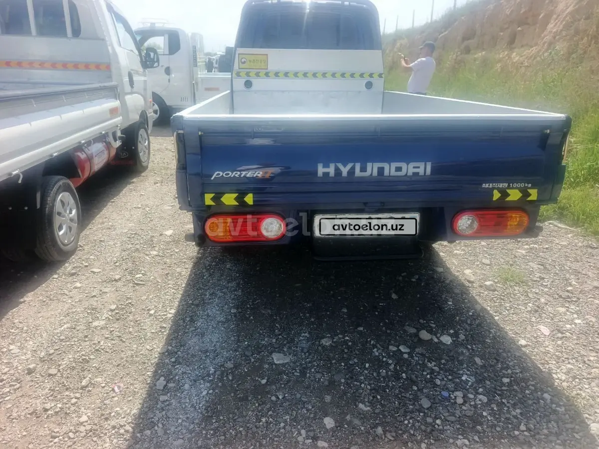 Hyundai Porter — 4