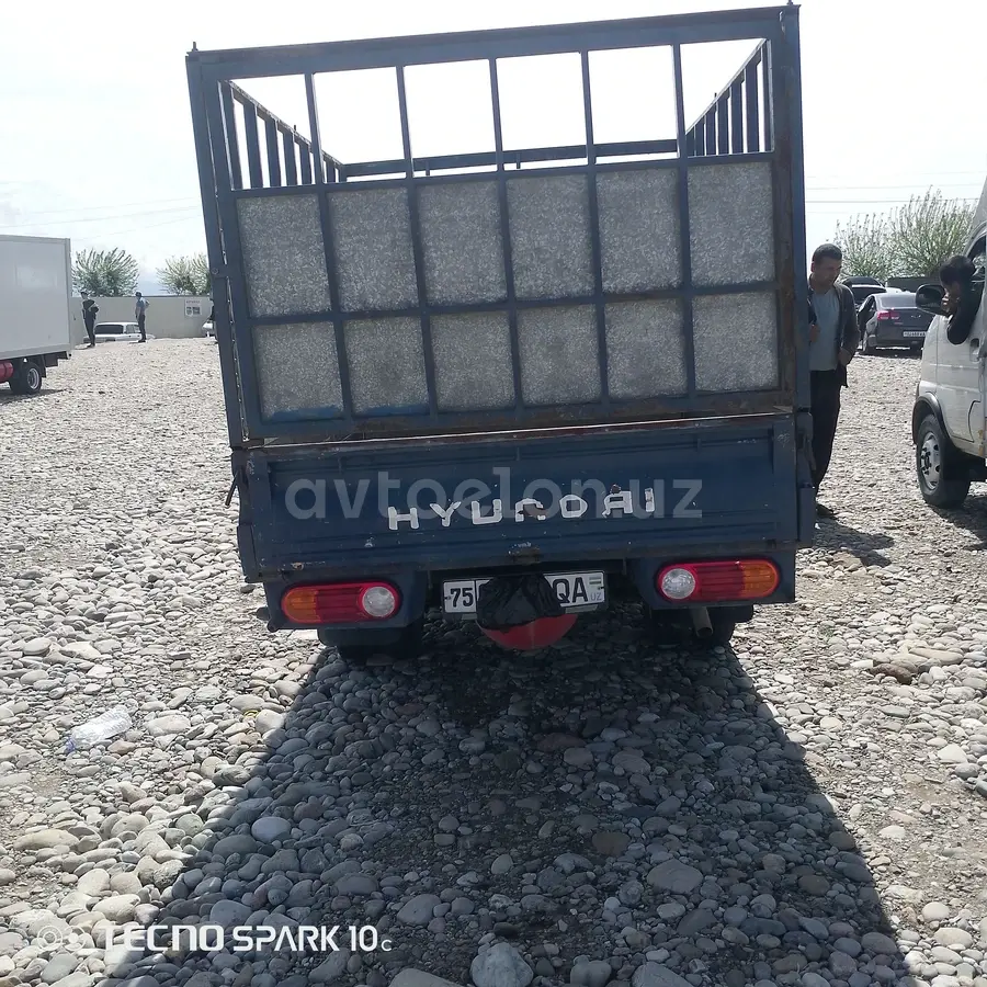 Hyundai Porter — 4