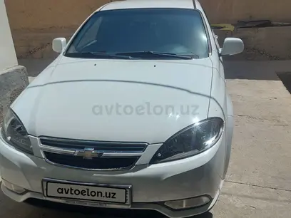 Белый Chevrolet Gentra, 1 позиция 2014 года, КПП Автомат, в Самарканд за 8 900 y.e. id5217965