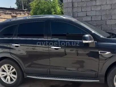 Черный Chevrolet Captiva, 3 позиция 2015 года, КПП Автомат, в Ташкент за 18 500 y.e. id4912442