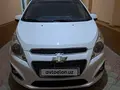 Белый Chevrolet Spark, 3 евро позиция 2021 года, КПП Механика, в Наманган за 8 450 y.e. id6594807