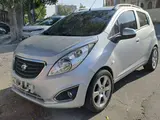 Серый Chevrolet Spark, 4 позиция 2017 года, КПП Автомат, в Бухара за 6 950 y.e. id6768004, Фото №1