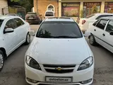 Белый Chevrolet Gentra, 3 позиция 2020 года, КПП Автомат, в Ташкент за 12 200 y.e. id5208048, Фото №1