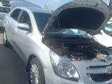 Серебристый Chevrolet Cobalt, 4 позиция 2014 года, КПП Автомат, в Ташкент за 8 400 y.e. id5035345, Фото №1
