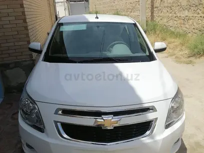 Белый Chevrolet Cobalt, 4 евро позиция 2023 года, КПП Автомат, в Бухара за 12 800 y.e. id5171773