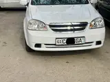 Белый Chevrolet Lacetti, 1 позиция 2010 года, КПП Механика, в Ташкент за 7 000 y.e. id5220940, Фото №1