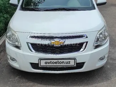 Белый Chevrolet Cobalt, 4 позиция 2014 года, КПП Автомат, в Ташкент за 9 500 y.e. id5129758