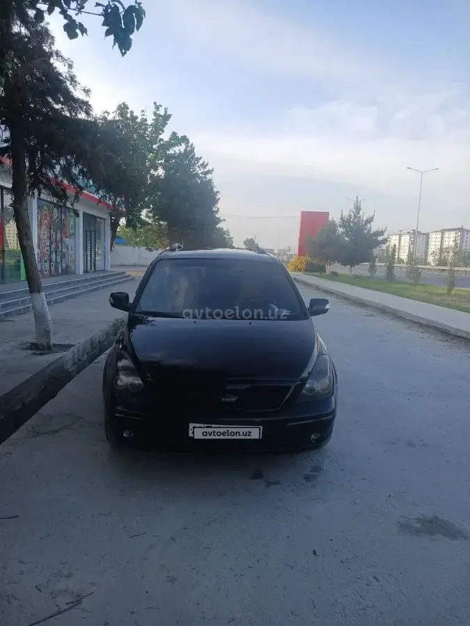 Kia Carnival — 6