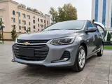 Мокрый асфальт Chevrolet Onix 2024 года, в Ташкент за ~15 563 y.e. id6355738, Фото №1