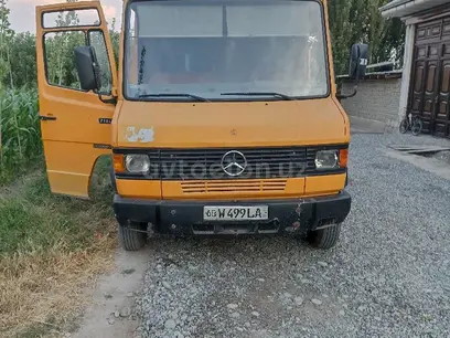 Mercedes-Benz 1993 yil, shahar Andijon uchun 9 000 у.е. id5216216
