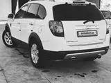 Белый Chevrolet Captiva, 1 позиция 2008 года, КПП Механика, в Бухара за 10 000 y.e. id5225327, Фото №1