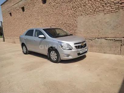 Белый Chevrolet Cobalt, 2 позиция 2015 года, КПП Механика, в Кумкурганский район за ~9 098 y.e. id4949893