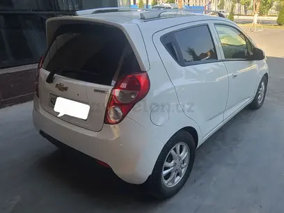 Белый Chevrolet Spark, 3 позиция 2021 года, КПП Механика, в Коканд за 7 800 y.e. id6390522