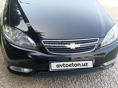 Черный Chevrolet Gentra, 3 позиция 2019 года, КПП Автомат, в Шурчинский район за 11 800 y.e. id6391119