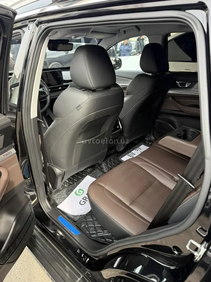 Chery Tiggo 8 Pro — 5