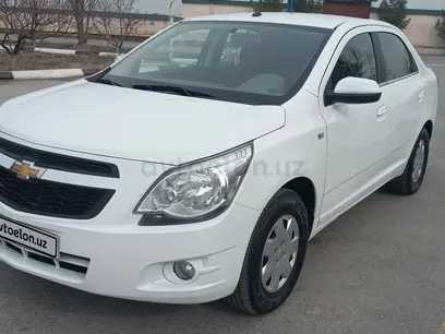 Белый Chevrolet Cobalt, 2 евро позиция 2014 года, КПП Механика, в Фергана за 9 800 y.e. id3241701