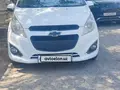 Белый Chevrolet Spark, 3 позиция 2013 года, КПП Механика, в Ташкент за 4 000 y.e. id6458135