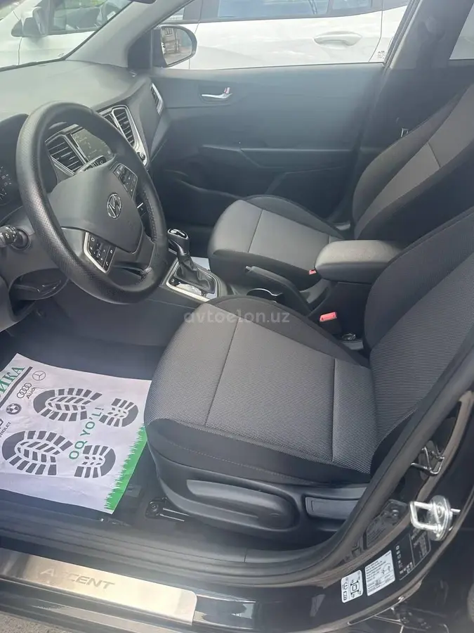 Hyundai Accent 2020 — 6