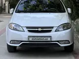 Белый Chevrolet Gentra, 2 позиция 2015 года, КПП Механика, в Ургенч за ~8 757 y.e. id6739184, Фото №1