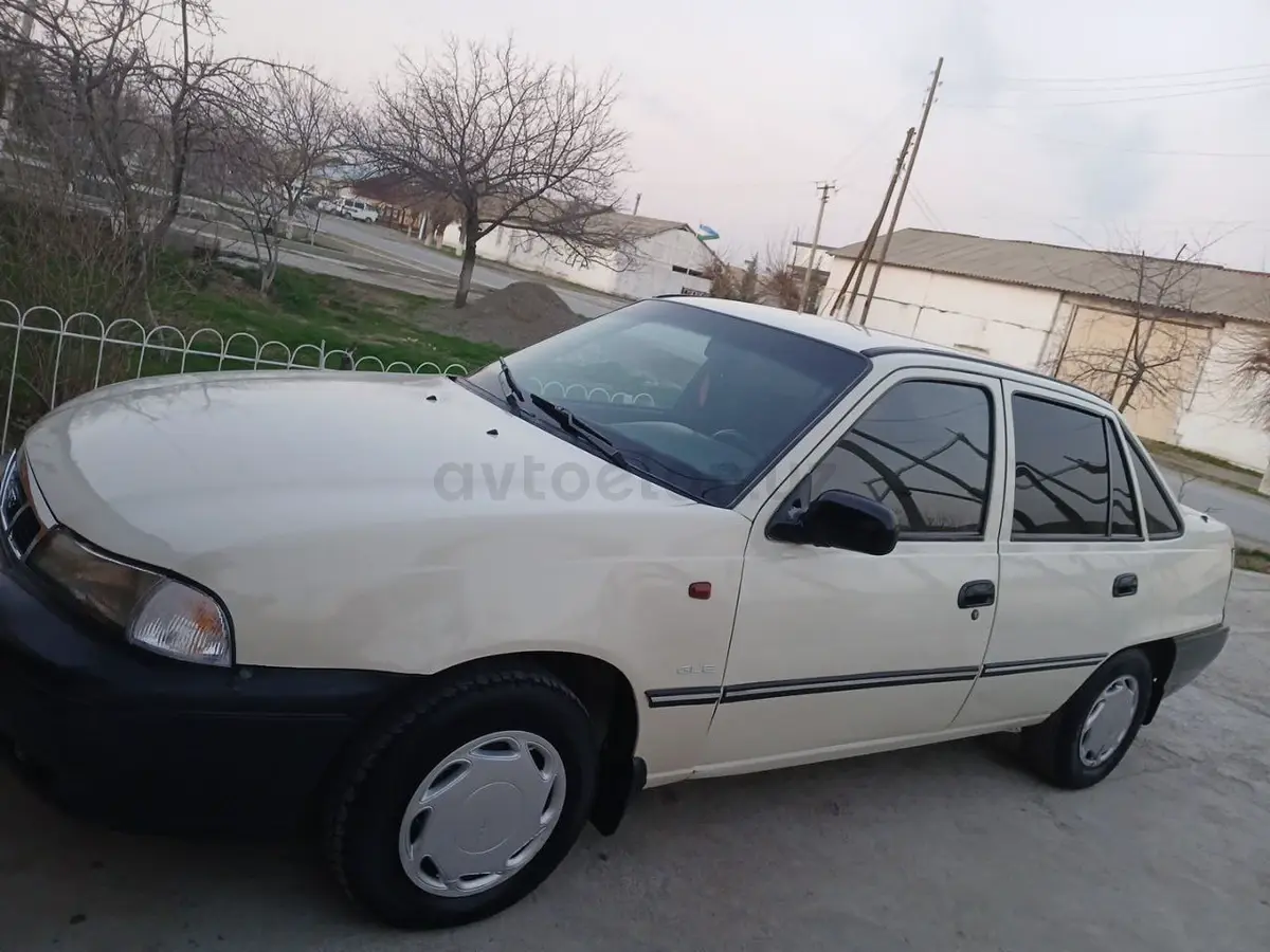 Daewoo Nexia — 4