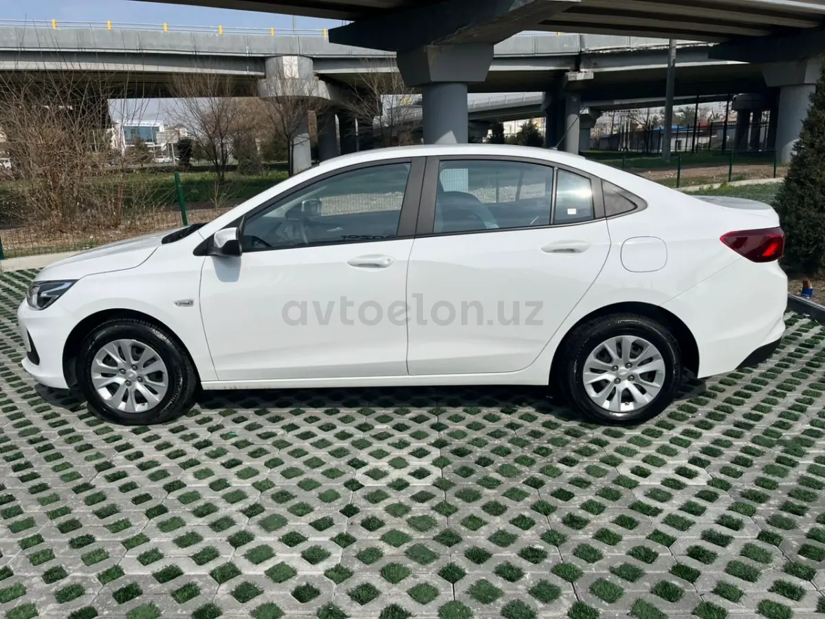 Chevrolet Onix 2025 — 6