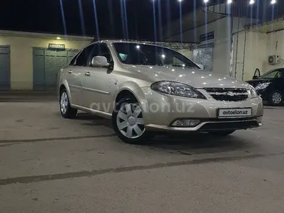 Бежевый Chevrolet Gentra, 2 позиция 2015 года, КПП Механика, в Юкарычирчикский район за 9 200 y.e. id4996012