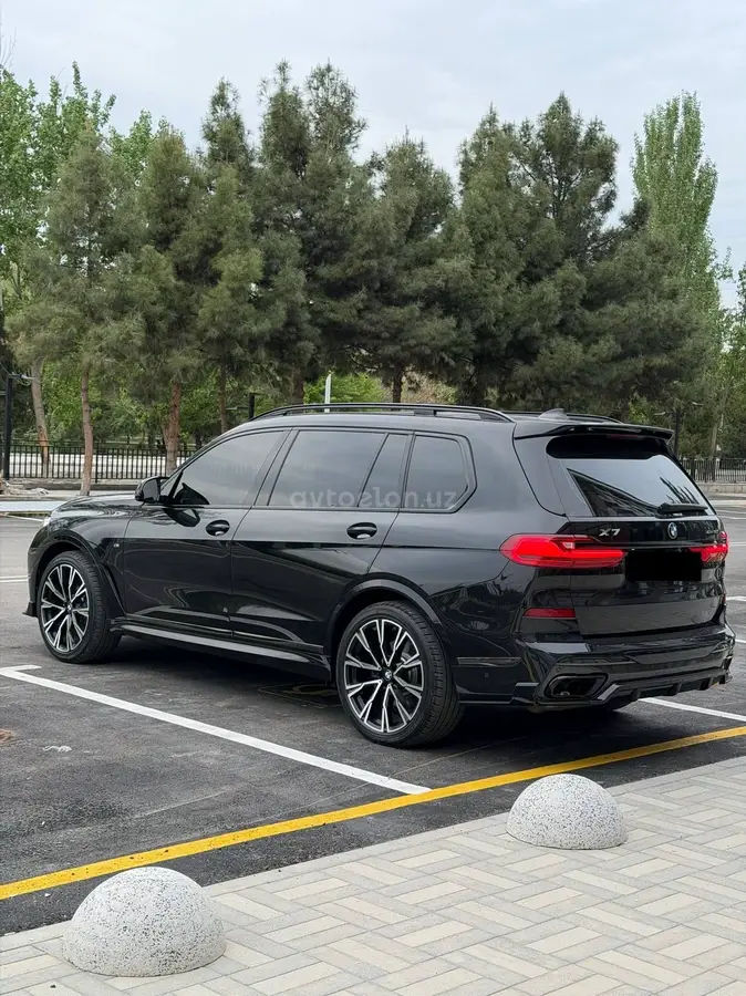 BMW X7 — 6