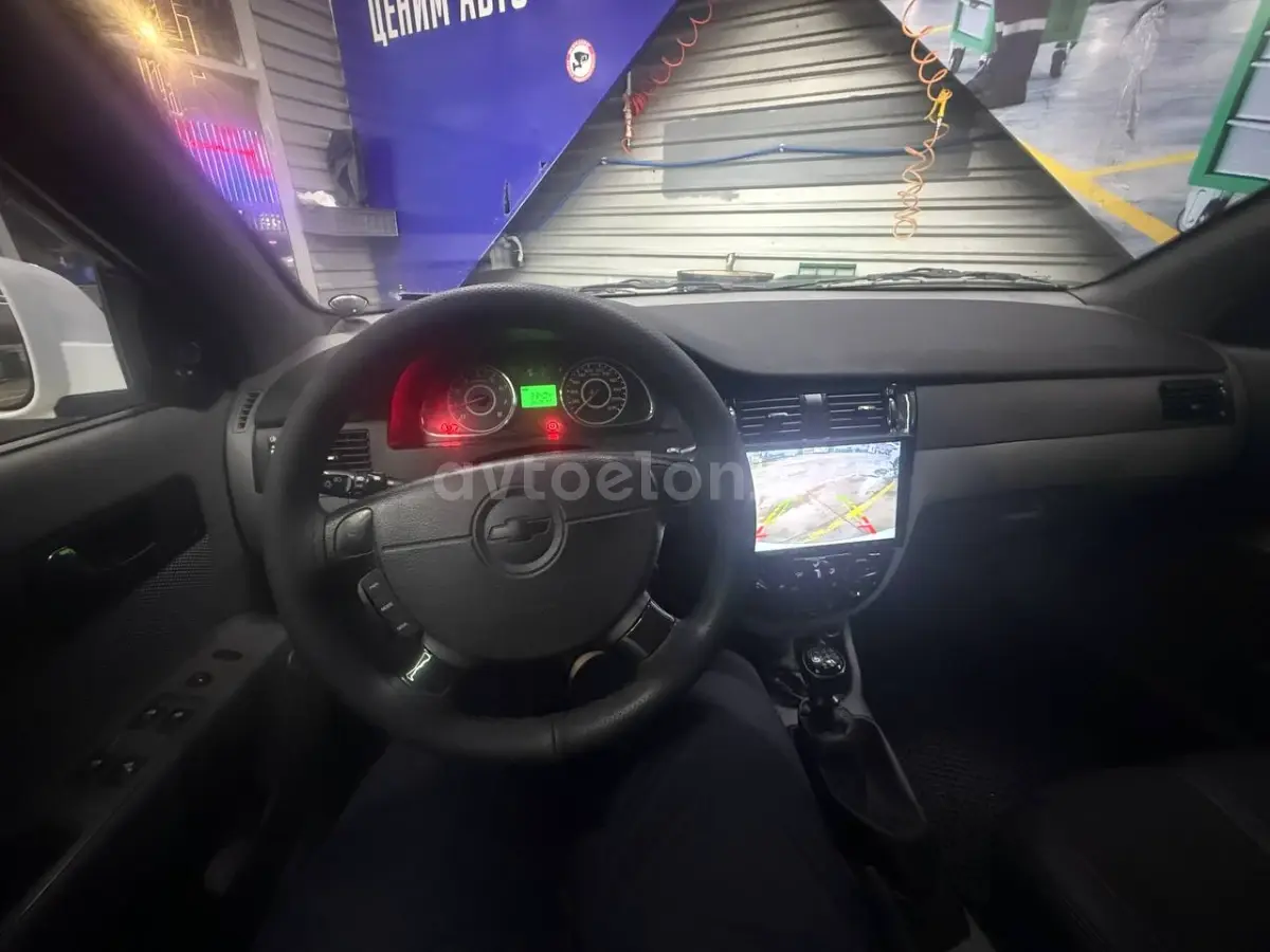 Chevrolet Gentra 2018 — 10