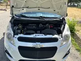 Белый Chevrolet Spark, 1 позиция 2012 года, КПП Механика, в Чирчик за 4 400 y.e. id6442567, Фото №1