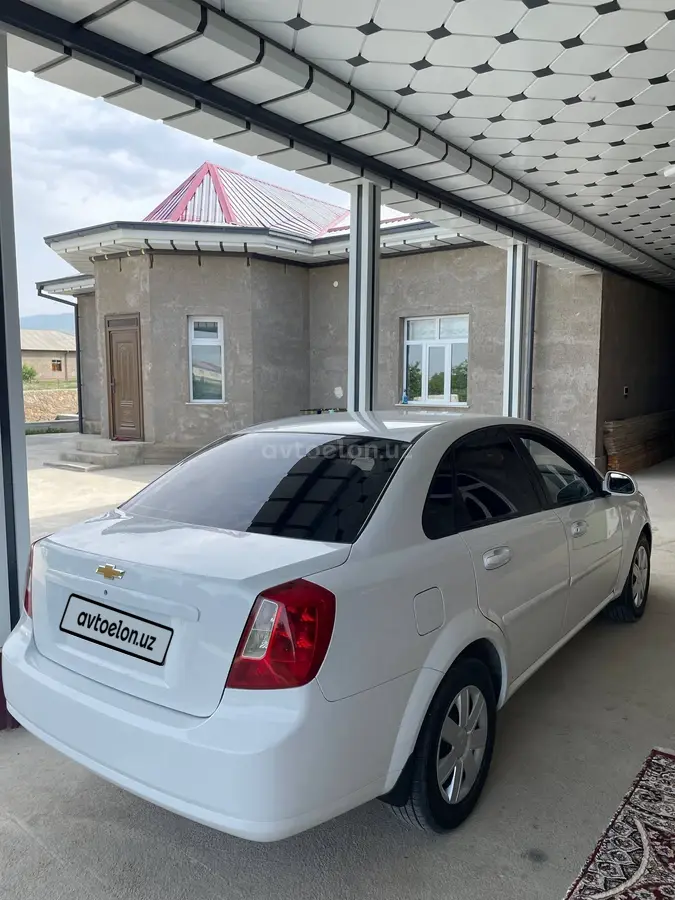 Daewoo Lacetti — 5