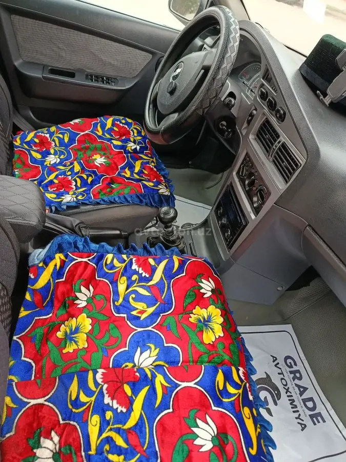 Daewoo Nexia II — 3