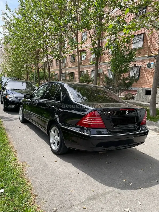 Mercedes-Benz C 240 — 2