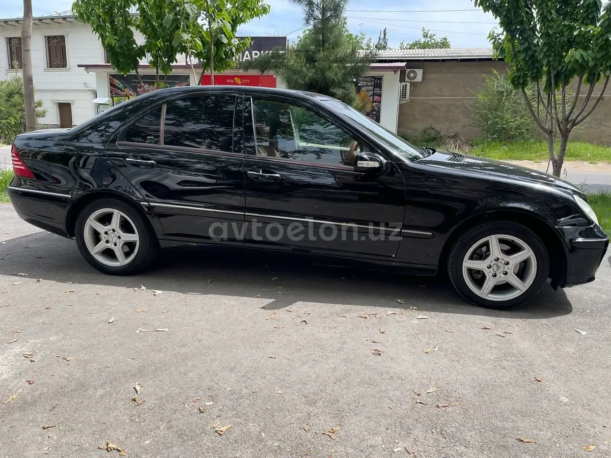 Mercedes-Benz C 240 — 3