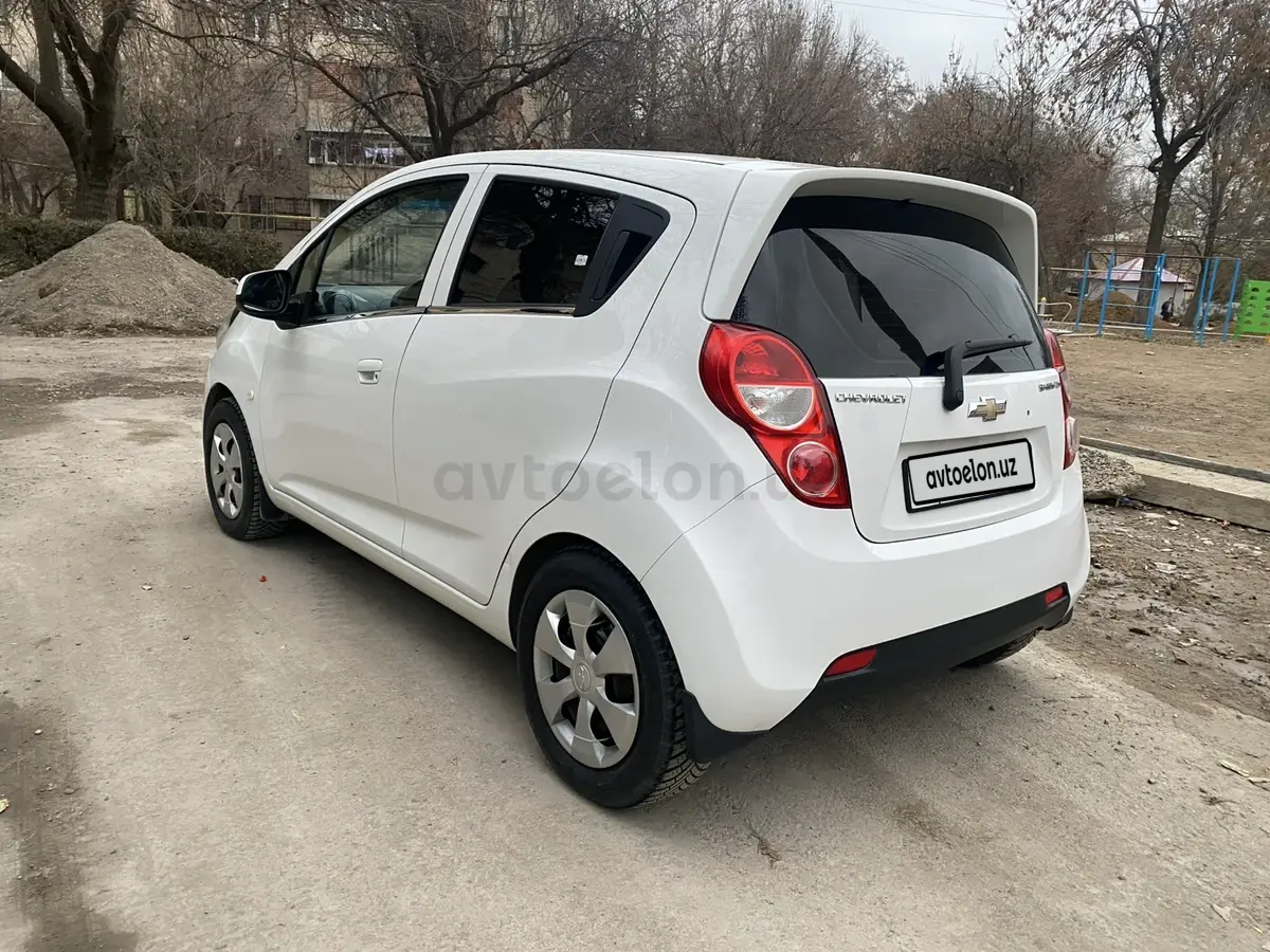 Chevrolet Spark 2016