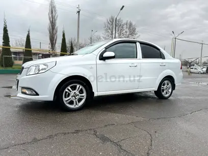 Белый Chevrolet Nexia 3, 4 позиция 2022 года, КПП Автомат, в Ташкент за 10 500 y.e. id4435157