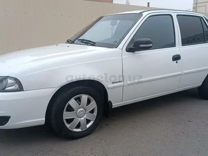 Белый Chevrolet Nexia 2, 4 позиция DOHC 2014 года, КПП Механика, в Ташкент за 6 000 y.e. id5158946