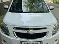 Белый Chevrolet Cobalt, 4 позиция 2022 года, КПП Автомат, в Ташкент за 12 000 y.e. id5029973
