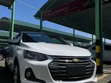 Белый Chevrolet Onix 2024 года, КПП Автомат, в Термез за ~17 443 y.e. id5183517
