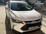 Белый Chevrolet Tracker, 2 позиция 2023 года, КПП Автомат, в Ташкент за 16 500 y.e. id6565665, Фото №1